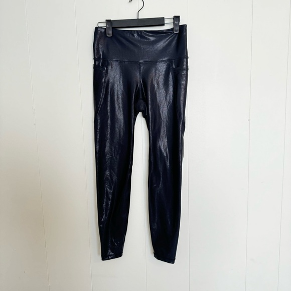 ACTIVE Compression Leggings - Picture 4 of 4